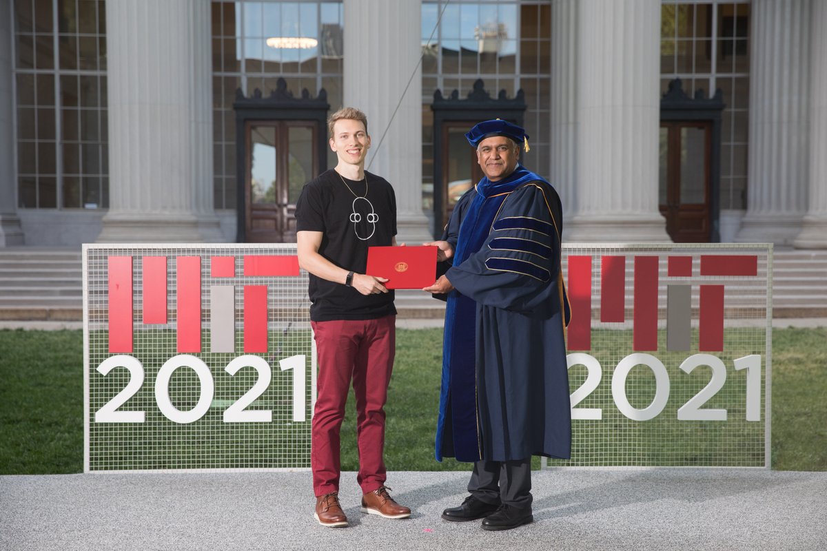 thephdrapper's tweet photo. Today I received my PhD in Computer Science from MIT. The privilege to fail and try again is a rare opportunity. I will be sure not to do less than someone else would if they had the same opportunity. https://t.co/0N78ojjS2I