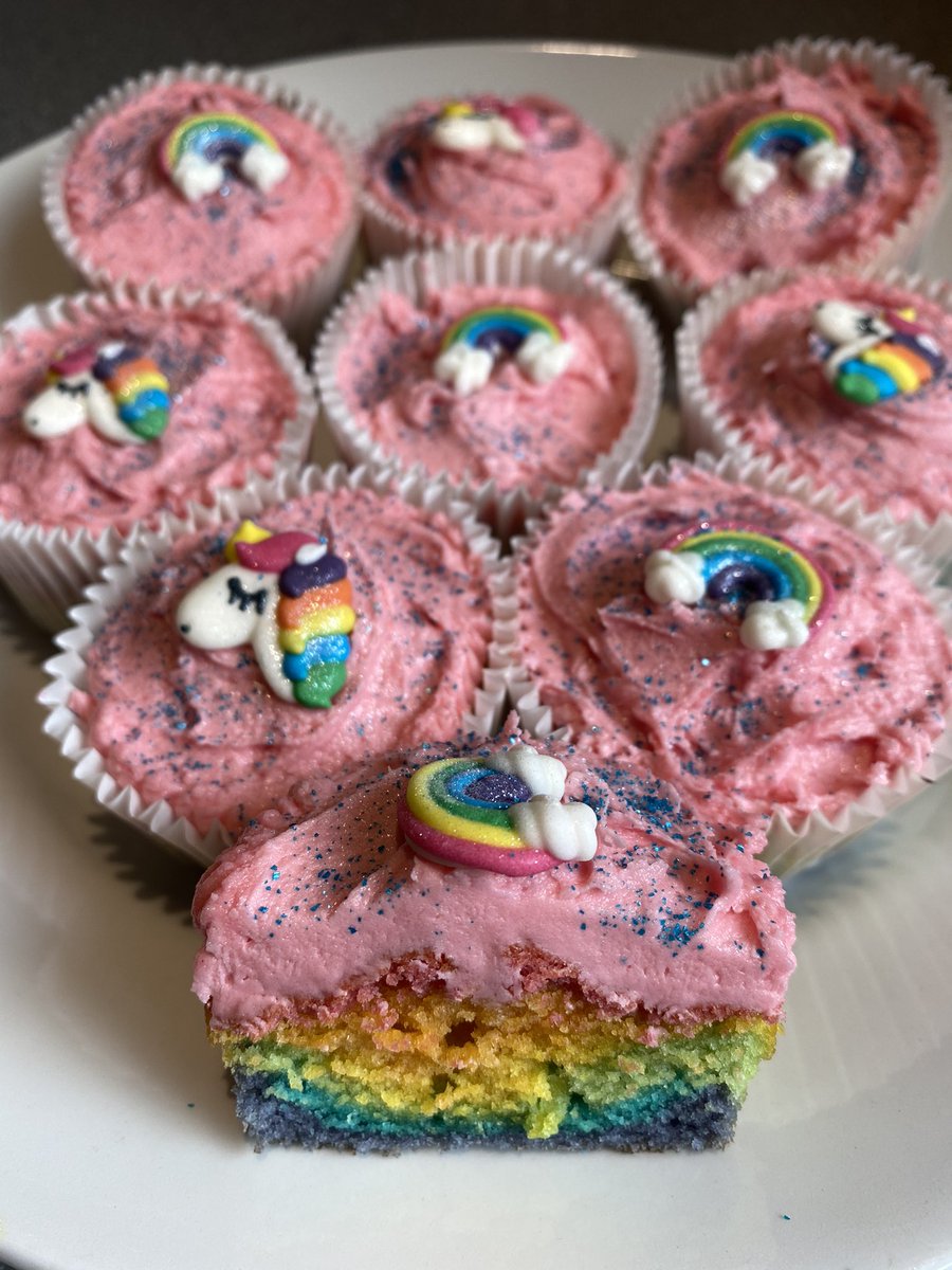 Helen Clarke tweet media