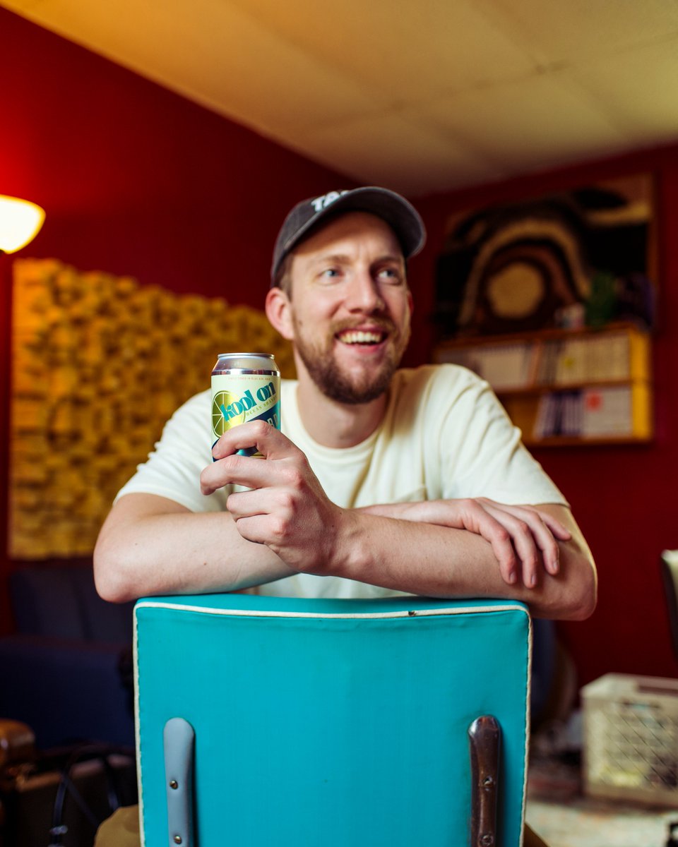 FretboardBrewCo's tweet photo. Ocean Shandy, you say? In Ohio, you say!?....yes, my friend. The ocean of the mind. β’Iβ’Iβ’ #brewsintune #koolon #shandyseason @OhioCraftBeer https://t.co/4wvHcuO265