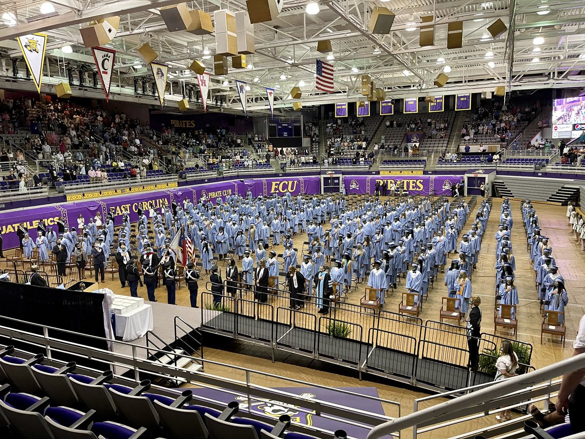 CONGRATULATIONS CLASS OF 2021 💚🎓💙