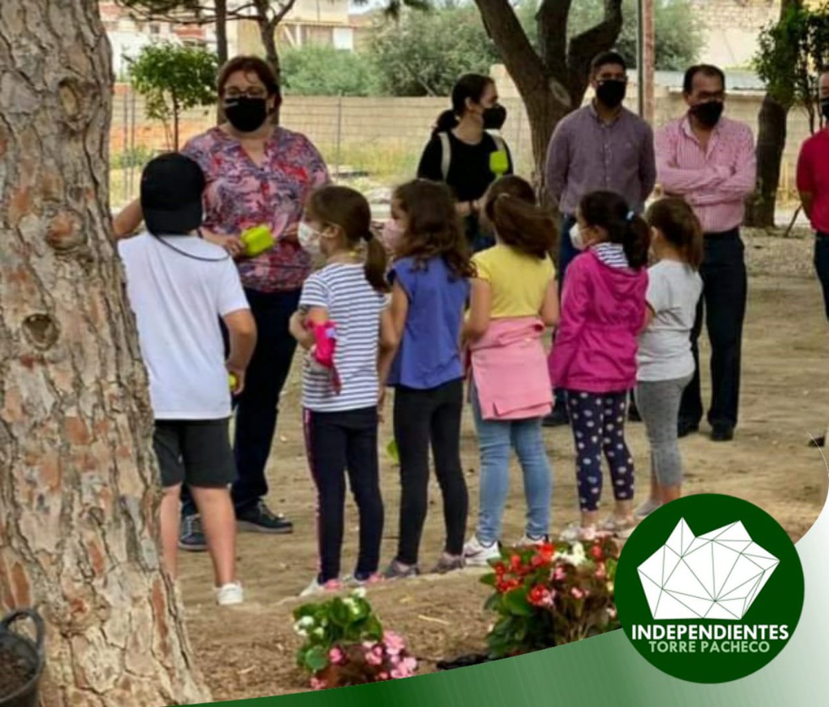 Hoy es el Día del Medio Ambiente, que mejor manera de celebrarlo que con los más pequeños, los escolares de nuestro municipio que deben aprender a cuidar de lo que nos rodea #AdelanteTP #AdelanteIndependientesTP