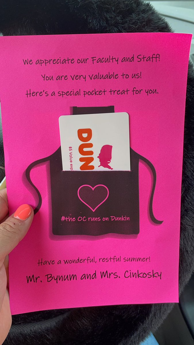 Ym_Clark's tweet photo. This teacher runs on Dunkin so this awesome gift is greatly appreciated! Super blessed to be an #OCRoadrunner !!! 
@OCRoadrunners 
@volusiaschools https://t.co/dZiQcysjhT