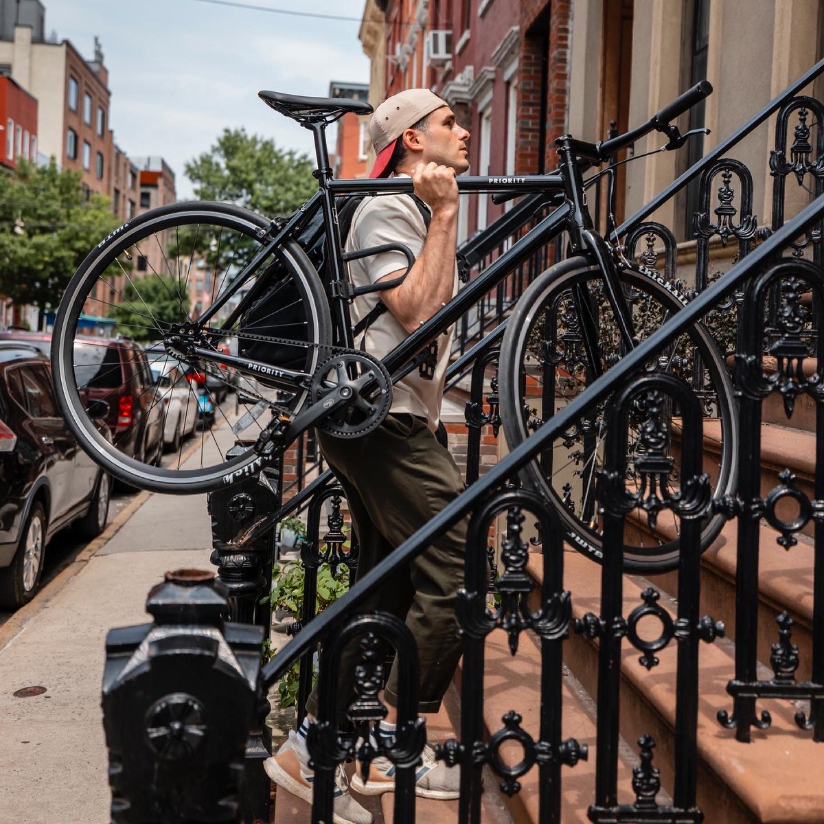 An afternoon with the Ace. ♠️ ♣️
- -
prioritybicycles.com/products/ace
- -
🚲: Tony Ponte
📸: <a href="/CarbonStories/">carbonstories</a>