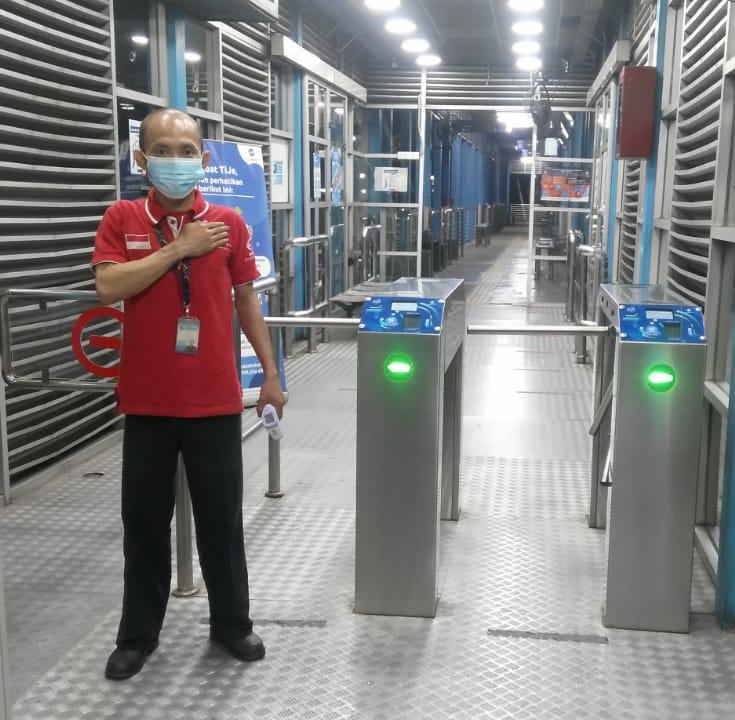 Selamat Pagi, selamat berakhir pekan. Selama masa PPKM Mikro kita harus semakin peduli dan ketat dalam penerapan protokol kesehatan. Agar kita bisa memutus rantai penyebaran Covid-19.