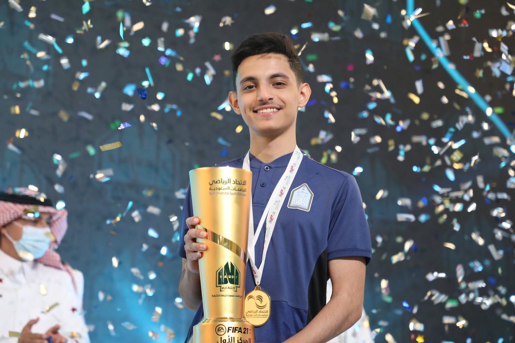 اللهم لك الحمد حققت بطولة الجامعات 
للرياضات الالكترونية ممثلاً لجامعتي <a href="/IMSIU_edu_sa/">جامعة الإمام محمد بن سعود الإسلامية</a> ، وكسرت عقدة النهائيات واخيراً🏆🥇

<a href="/SAFEISKSA/">الرياضات الإلكترونية السعودية</a> 
<a href="/Susfchannel/">الاتحاد السعودي للرياضة الجامعية</a>