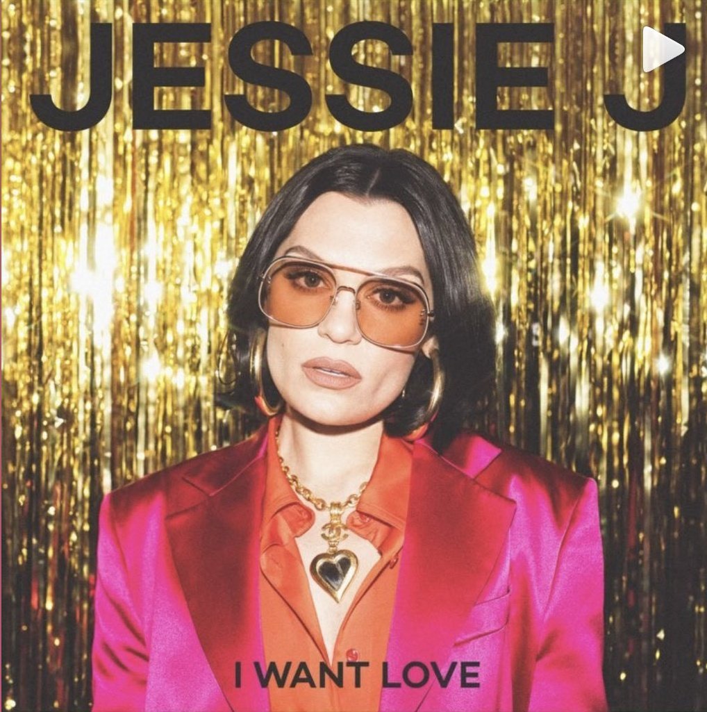 Em seu Instagram, a britânica compartilhou um trecho da chamada "I Want Love".