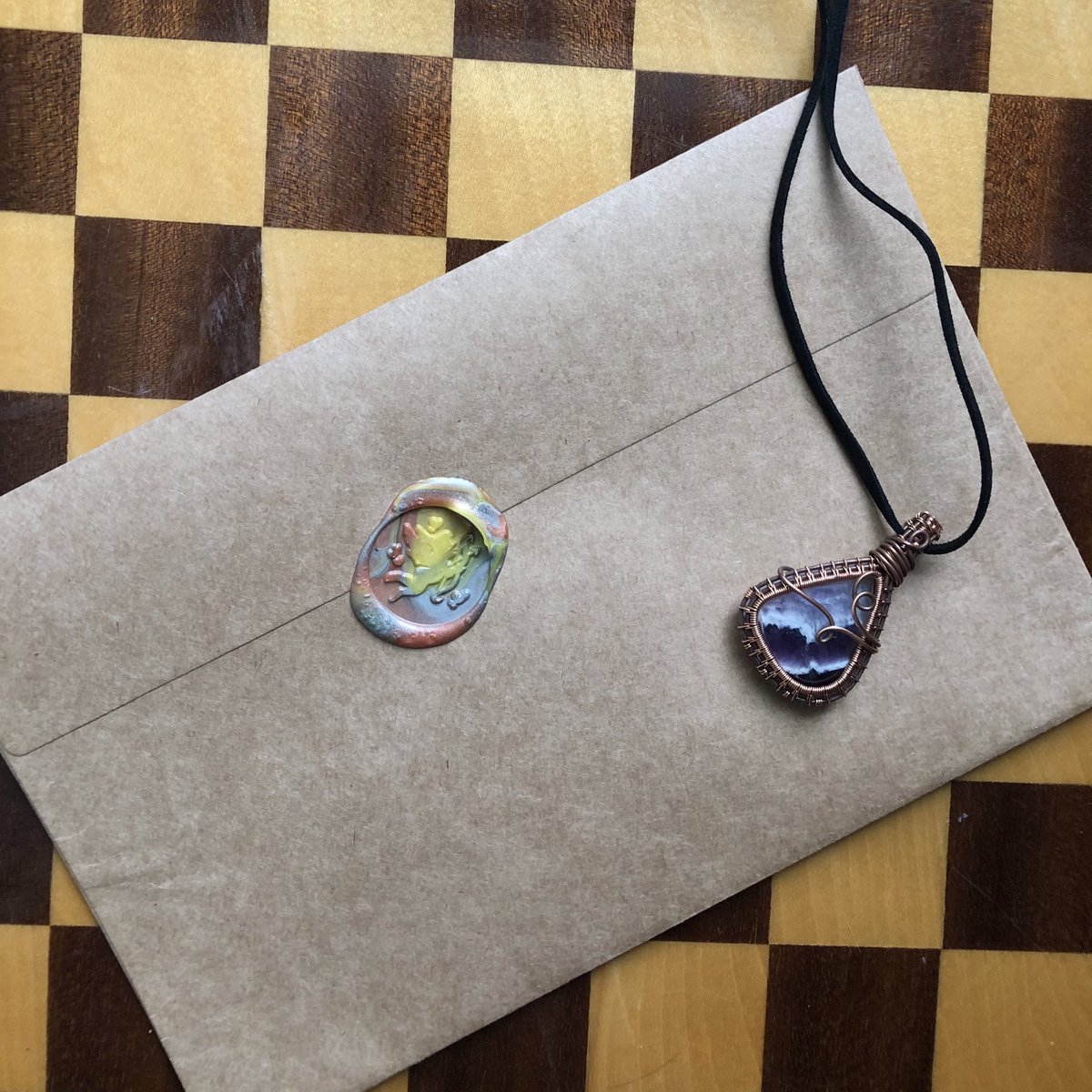 POEMS X PENDANTS w <a href="/sunflowersolis/">𓋼𓆈</a> 

“Moon Bathing” poem paired with this amethyst pendant! 

Available on my site, 6/14, @ 4 pm est ☂️