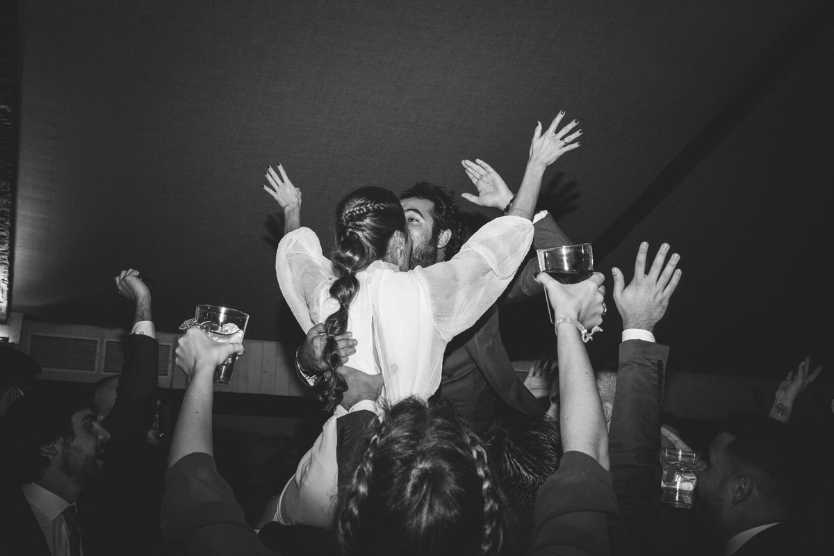 lavegahenares's tweet photo. We love celebrations 🎉🎉
...........
#wedding #celebraciones #ceremonias #fiestas #bodas #gestiondeeventos #weddinginspiration #espaciosparaeventos #coolflatlay #bodasenelcampo #bodasenmadrid #fincasparaeventos
#bodasperfectas #eljardindelavega https://t.co/FzWanjNjuj
