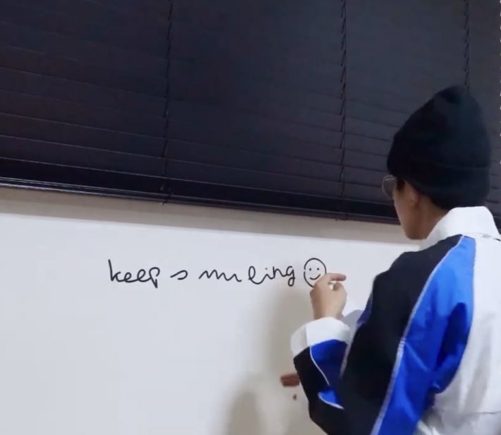the sticker: keep smiling wonwoo: keep s mi ling