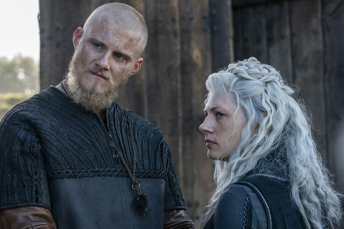 PrimeVideoFR's tweet photo. Le destin de Kattegat repose sur eux. L'histoire tranchera.

Vikings, S6 partie A, disponible dès maintenant. https://t.co/8QHP0Hd02u