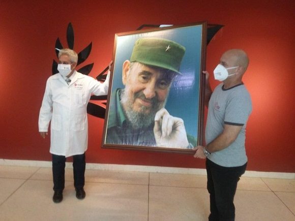 Hoy están de cumpleaños dos grandes patriotas cubanos, <a href="/GHNordelo5/">Gerardo Hdez. Nordelo</a> y <a href="/DrDuranGarcia/">Francisco Alberto Durán García</a>, dignos ejemplos de revolucionarios, a quienes #Cuba🇨🇺 quiere y admira. !Felicidades!. Un fuerte abrazo. #SomosCuba #SomosContinuidad @IcrtCuba <a href="/radio_cubana/">Radio Cubana</a> <a href="/tv_cubana/">TV Cubana</a> <a href="/cdr_cuba/">CDR de Cuba</a> <a href="/MINSAPCuba/">Ministerio de Salud Pública de Cuba</a>