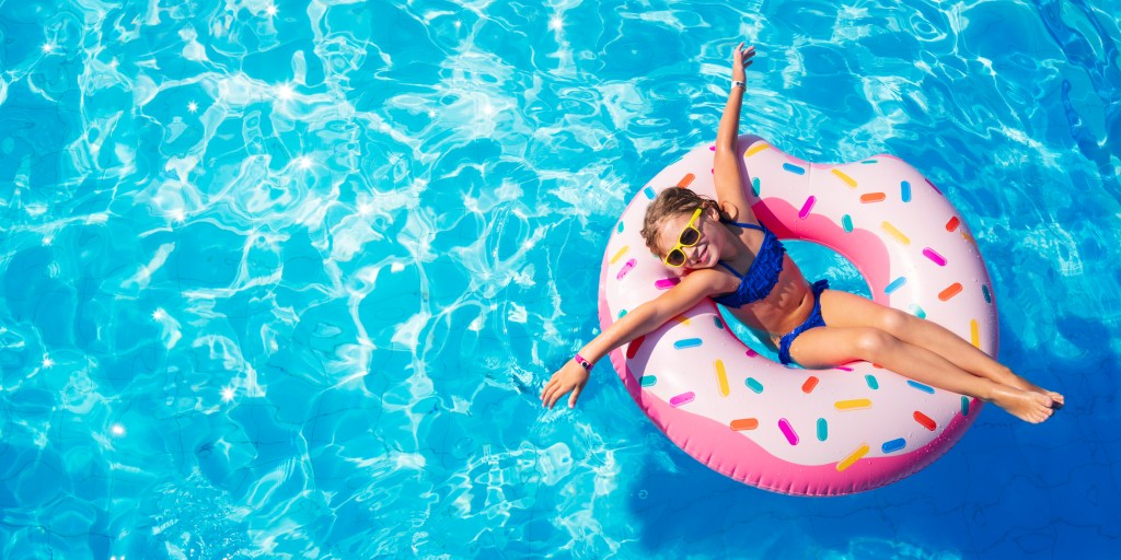 balmoralflorida's tweet photo. Friday mood: Donut disturb! ✌️🍩 Happy National Donut Day! https://t.co/IUgyQDYSj7