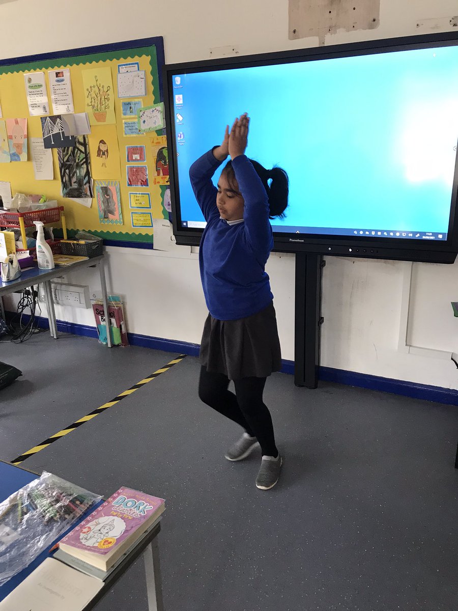 StCuthbertsRCP's tweet photo. Some members of P4 became teachers today, sharing their knowledge and experience of  Hinduism with the class. We were all fascinated and so impressed by the  powerpoints, pamphlets and dancing that they had prepared. https://t.co/RLrsTn6IhD