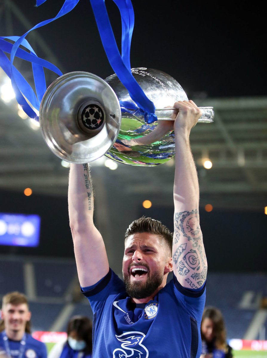 ActuFoot_'s tweet image. 🔴 OFFICIEL ! Olivier Giroud prolonge avec Chelsea jusqu'en juin 2022 !