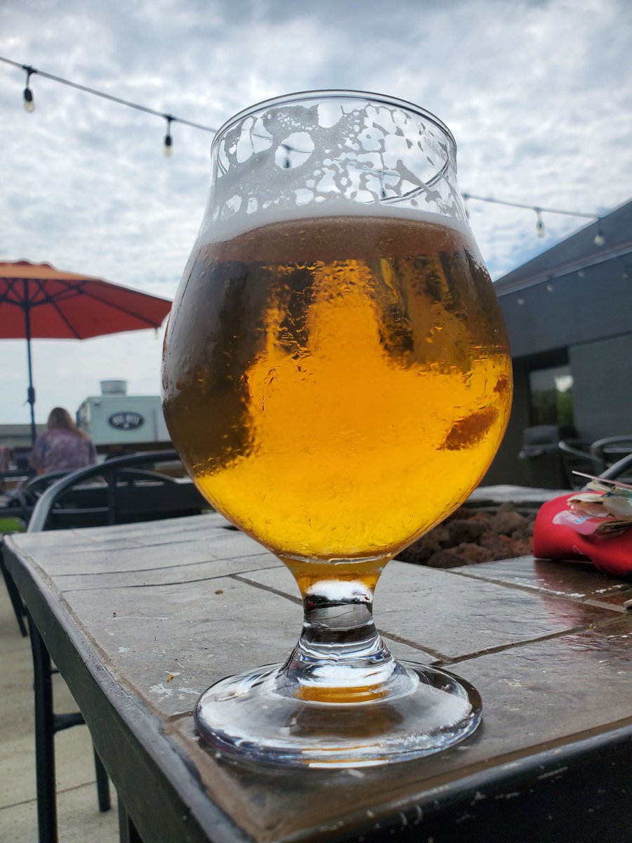 crsimp01's tweet photo. @OlentangyBrew 
@OhioCraftBeer 
#postrunbeer https://t.co/hdgzwCHM8Q