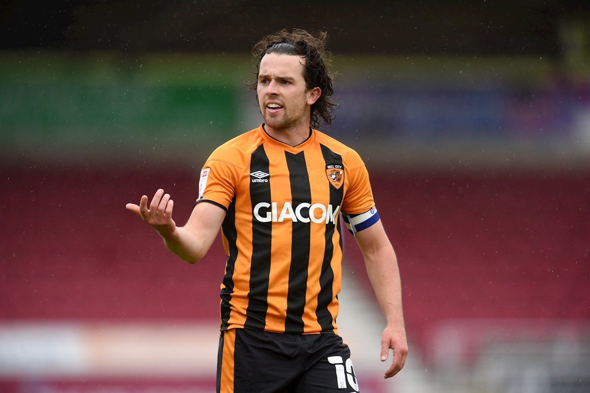 adem99kaya's tweet photo. Millwall and Luton Town are battling it out over Hull City midfielder George Honeyman.

Hull are reluctant to part ways with him despite only having 1 year left on his contract and are in talks with the player over a new deal.

#Millwall #LTFC #HCAFC https://t.co/KaHzuu12t8