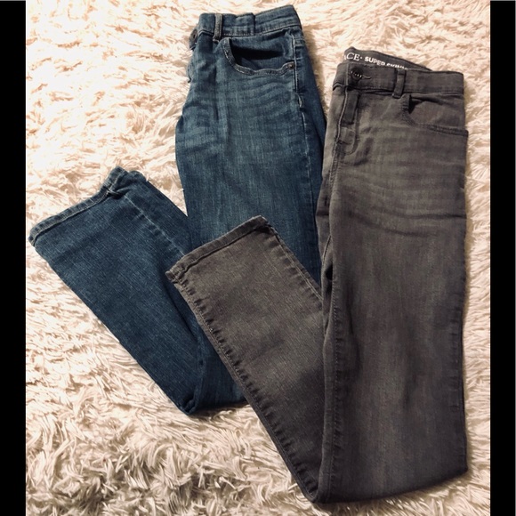 itsmejesswhite's tweet photo. So good I had to share! Check out all the items I'm loving on @Poshmarkapp #poshmark #fashion #style #shopmycloset #abercrombiefitch #thechildrensplace #stevemadden: https://t.co/N1dSeX9kOz https://t.co/gr3K8nJ5MG