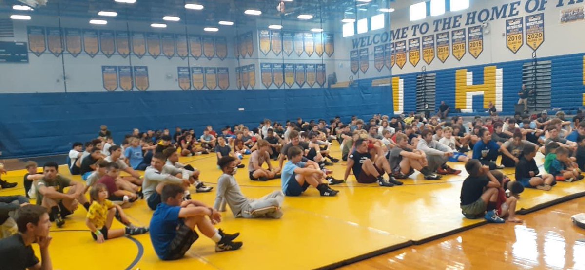 AHSW_Hounds's tweet photo. @LukeEmmick🤼‍♂️ ,Ethan🤼, @JosephTancredi2🤼‍♂️ and @Quinton_AHS 🤼‍♂️ at @Kowboyswrestle Summer Camp This Weekend! #GoToWork! https://t.co/k6DWrtIupI