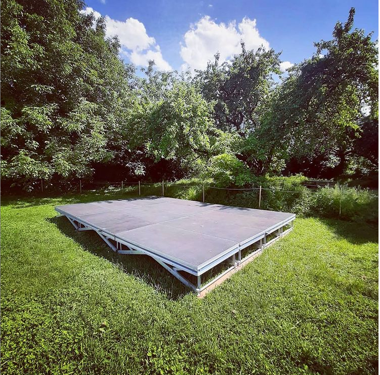 On avait presque oublié à quoi ressemblait une scène. ---->
leportfranc.ch  #demain #SionMaVille