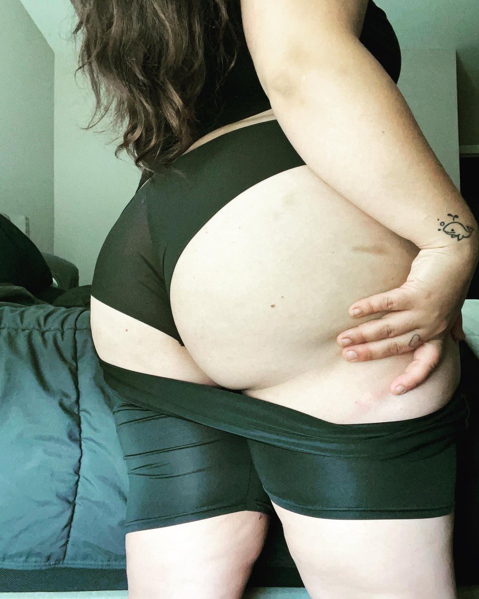 dimples69913430's tweet photo. @OnIyFansPromoRT so horny I’m masturbating on my feed 😭💋 $5 SALE RIGHT NOW FOR THE NEXT 2 SUBS ❤️‍🔥❤️‍🔥❤️‍🔥 https://t.co/fgZXomAMz2 https://t.co/mallWNZNfc