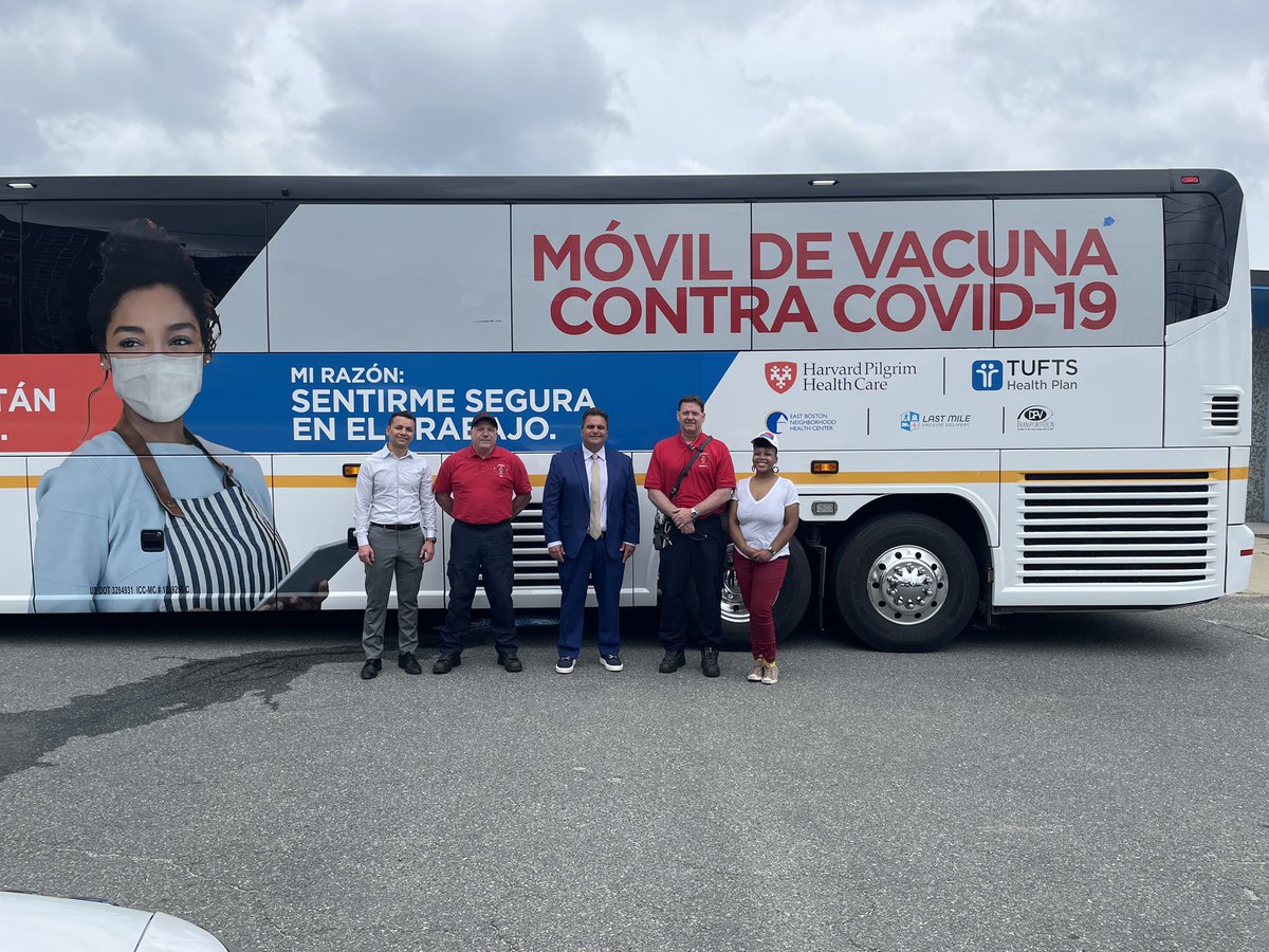 Mayor_DeMaria's tweet photo. ‼️PFIZER VACCINE CLINIC HAPPENING NOW ‼️

•65 Elm Street 
•Ages 12+
•Walk-Up
• Now-3:00PM

Thank you to @TuftsHealthPlan , @EverettMASchool, @EverettMaFire and School Committee Member @marconya for their partnership in getting our residents vaccinated! https://t.co/hSkEUy4s0i