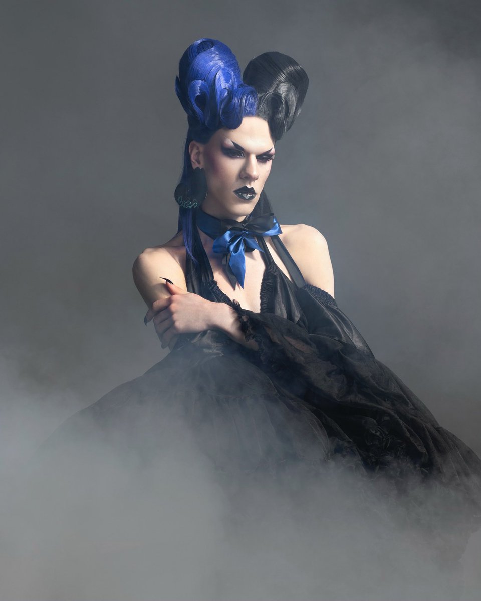 💙🖤 It’s Gemini season! 💙🖤
Captured by the wonderful <a href="/EricMagnussen/">Eric Magnussen</a>!
Lighting and fog by <a href="/heathermcgrath/">Heather McGrath</a> 
@assa_sination
Fluff and stuff by me:)
Working with this amazing humans has been so so magical! And thank you for all the birthday wishes!
