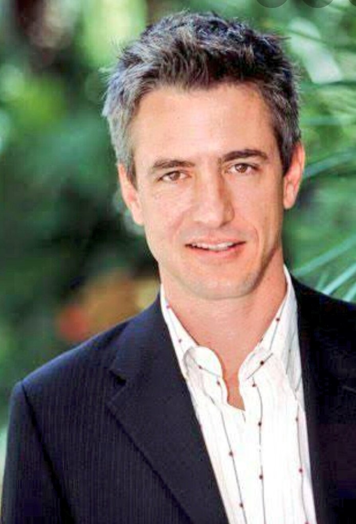anggiedwidowati's tweet photo. Ohya, masih soal film #DeadlyIllusions, Yang kangen #DermotMulroney bisa ketemu dia lagi di sini.

😍😍😍 https://t.co/BCH4Hpr1cq