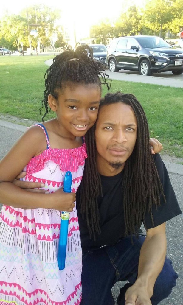 DocumentingMN's tweet photo. Winston Boogie Smith. That's the name of the Black man murdered by Hennepin County sheriff's deputies yesterday around 2:00 PM in Uptown, Minneapolis. They murdered him and then attempted to use the media &amp; local orgs to push their narrative; it didn't work. 
#WinstonSmith https://t.co/5jdXeufm3s