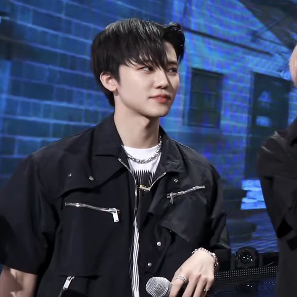 พจ♡ ⁺ tweet media