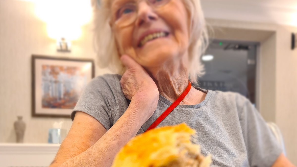 Today is all about Sausage Rolls. And we cooked up a storm with 2 types of sausage rolls.
Pork &amp;Brambly Apple and Pork &amp; Caramelised onion 😋
Which would you have picked? 
#sausagerollday