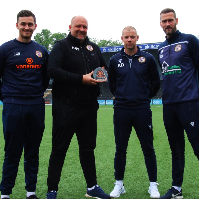 bromleyfc's tweet photo. 🏆 Andy Woodman has been named @TheVanaramaNL Manager of the Month!  

#WeAreBromley | @Vanarama
