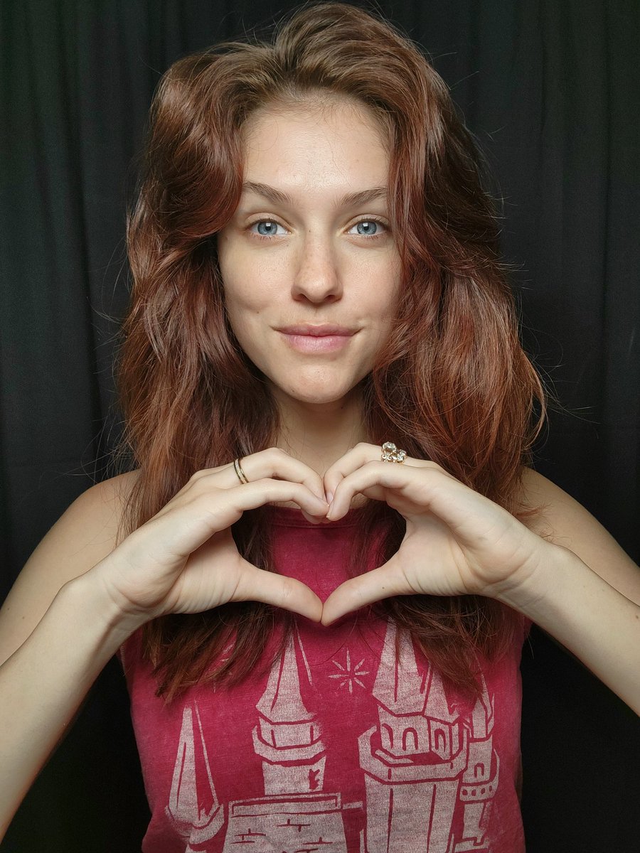skydaddi1's tweet image. Hello beautiful people and Happy Friday!! I'm going live on twitch.tv/skydaddi at 11:15am CST to do a Pride look!! Come on by and say hello if you'd like to! ♡♡