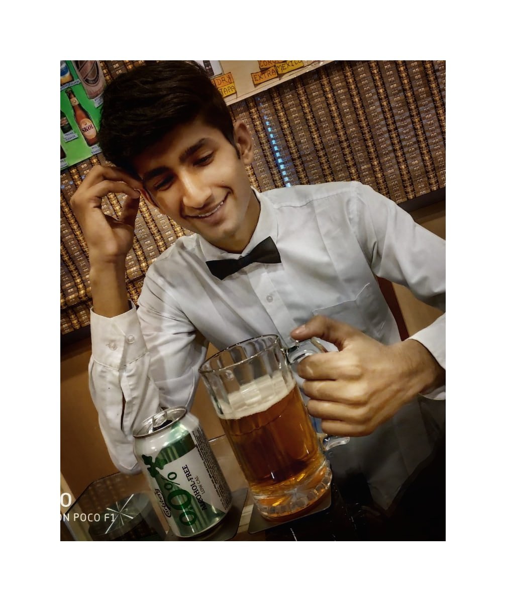 KhatriMonish's tweet photo. Food and beverages practical. 
#iihmbest3years
#hospitalitybuzz
#HTDMIIHMADAY10
@tomishra @AnkitaDeshmuk17 https://t.co/30JEfecsBc