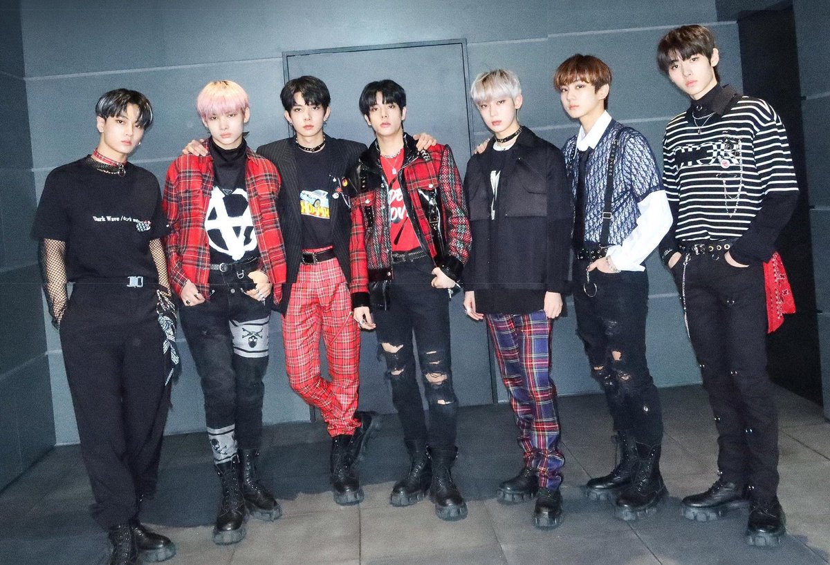 ENHYPEN_Charts's tweet photo. ENHYPEN becomes the most streamed idol group debuted in 2020 on Spotify.

#ENHYPEN #엔하이픈
@ENHYPEN_members @ENHYPEN https://t.co/AS5ZvCQqMw