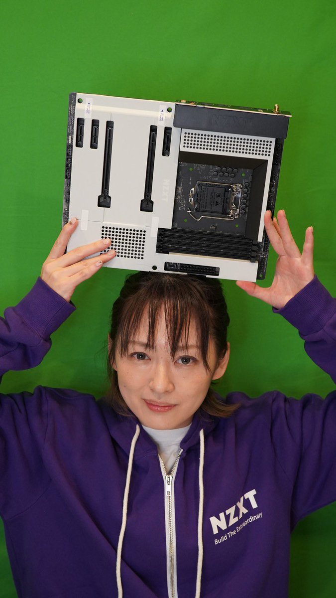 puluhouse's tweet photo. https://t.co/Ch3agWijYf

わけあって延長開店！！！

まだ買えます！！

脇田唯の優しさすごいね！
コンプリはあと３つです！！ https://t.co/gRwp6l5yBV