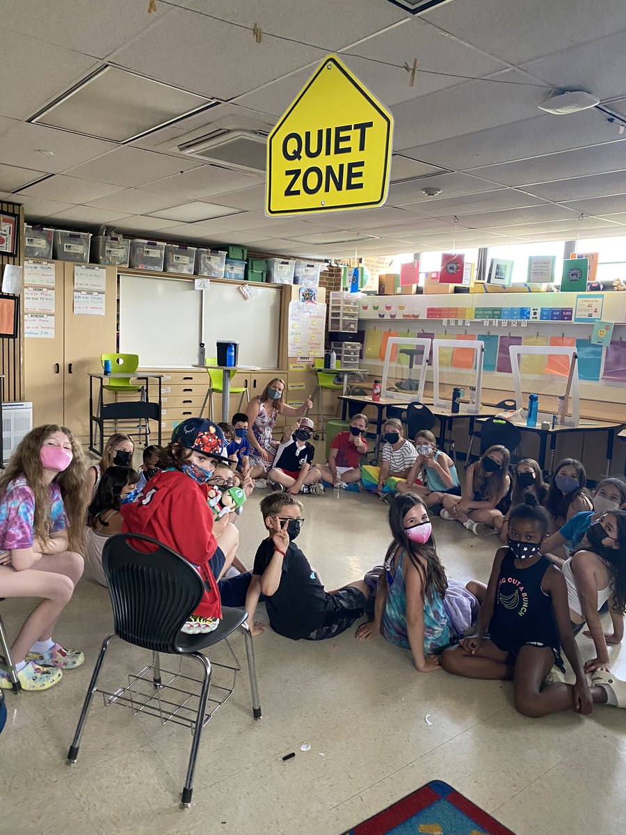 This has been the most incredible year and we will miss the group more than we can put into words. Here’s one final picture of the class with our class pet, the famous bearded dragon. <a href="/JodyOshiro/">Jody Oshiro</a> #wal109