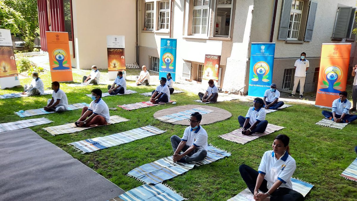 Curtain Raiser for International Day of Yoga 2021:
A curtain raiser event was held in Berne today, June 4, to commence the International Day of Yoga 2021 in Switzerland and Liechtenstein. 
'Be with Yoga, Be at Home'
#IDY2021
#Indiaat75
<a href="/MEAIndia/">Randhir Jaiswal</a> @ICCR_Delhi <a href="/IndianDiplomacy/">Indian Diplomacy</a>
