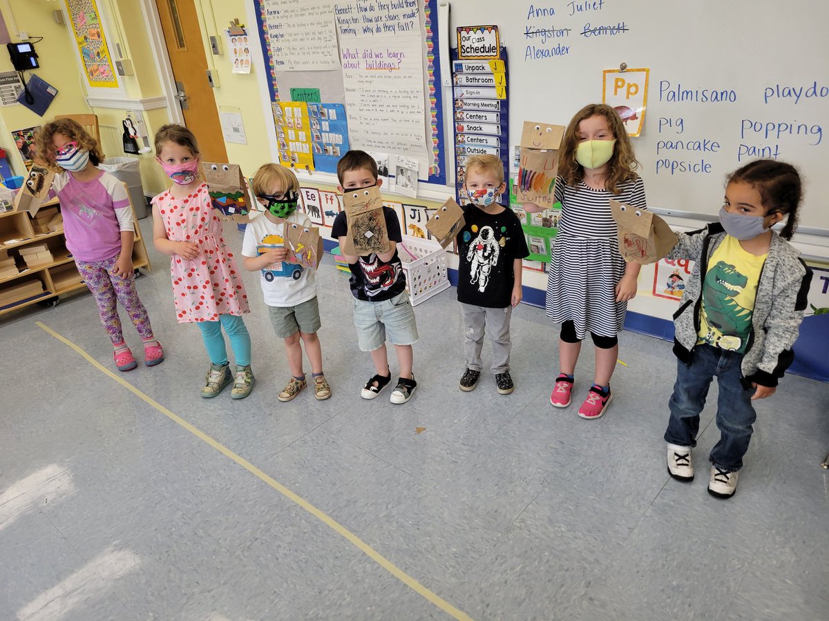 Enjoying every day left of our unforgettable school year! 👑🖍💜