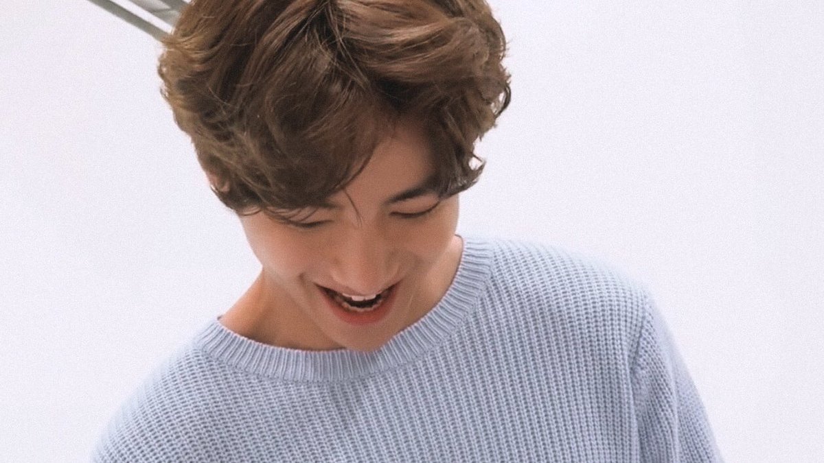 taeteland's tweet photo. when taehyung smiles... ♡ https://t.co/vDPl8yoihj