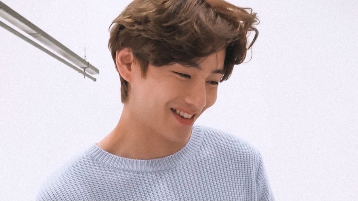 taeteland's tweet photo. when taehyung smiles... ♡ https://t.co/vDPl8yoihj