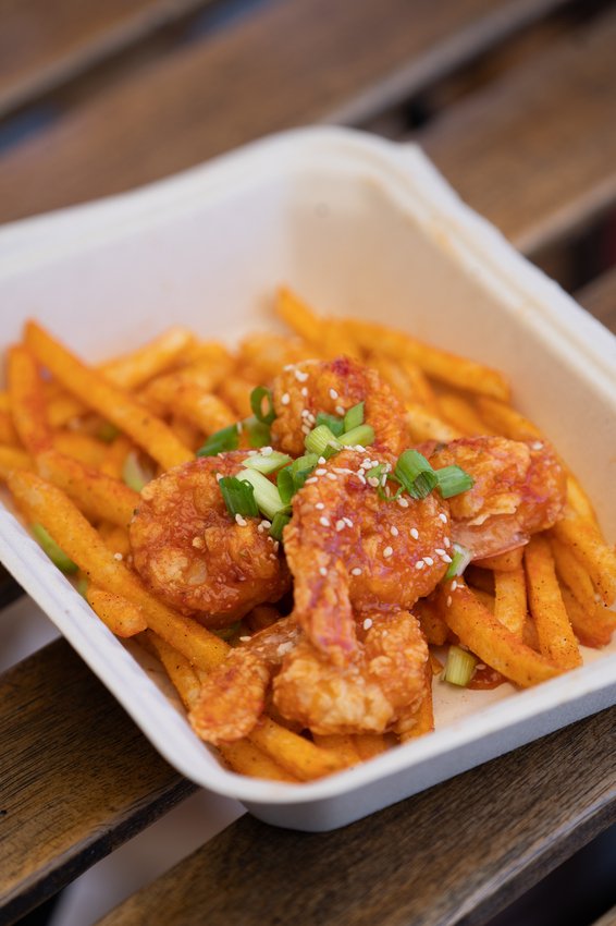 Check out some of the delicious dishes the teams are serving up this week! #GreatFoodTruckRace