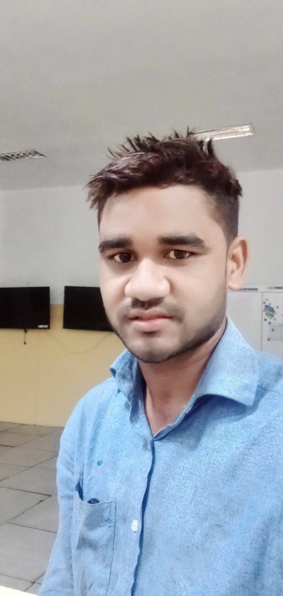 vikasdiwaker18's tweet photo. मन से ज़्यादा
तुम्हें कोई और नहीं जानता
उसी से पूछकर जानते रहो https://t.co/ecPYph8geA