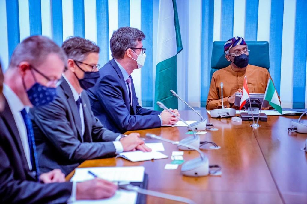 SpeakerGbaja's tweet photo. Speaker @femigbaja seeks stronger diplomatic ties with Canada
The Speaker of the House of Representatives, Rep. Femi Gbajabiamila, has called for stronger diplomatic relationships between Nigeria and @Canada. 🇨🇦\/🇳🇬
#NationBuilding #AjointTask https://t.co/XUTdO5ncEp