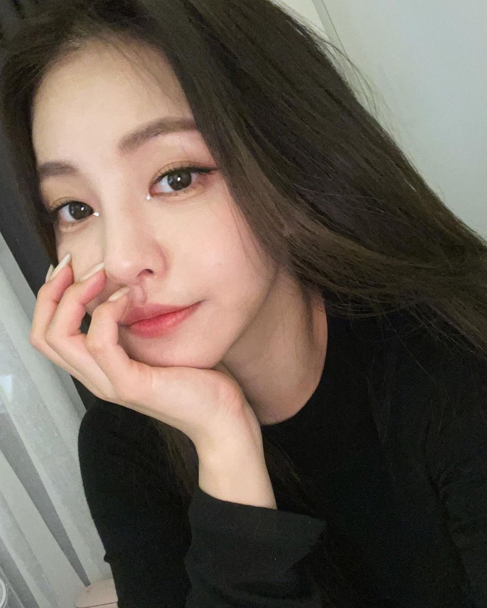 블루 tweet media