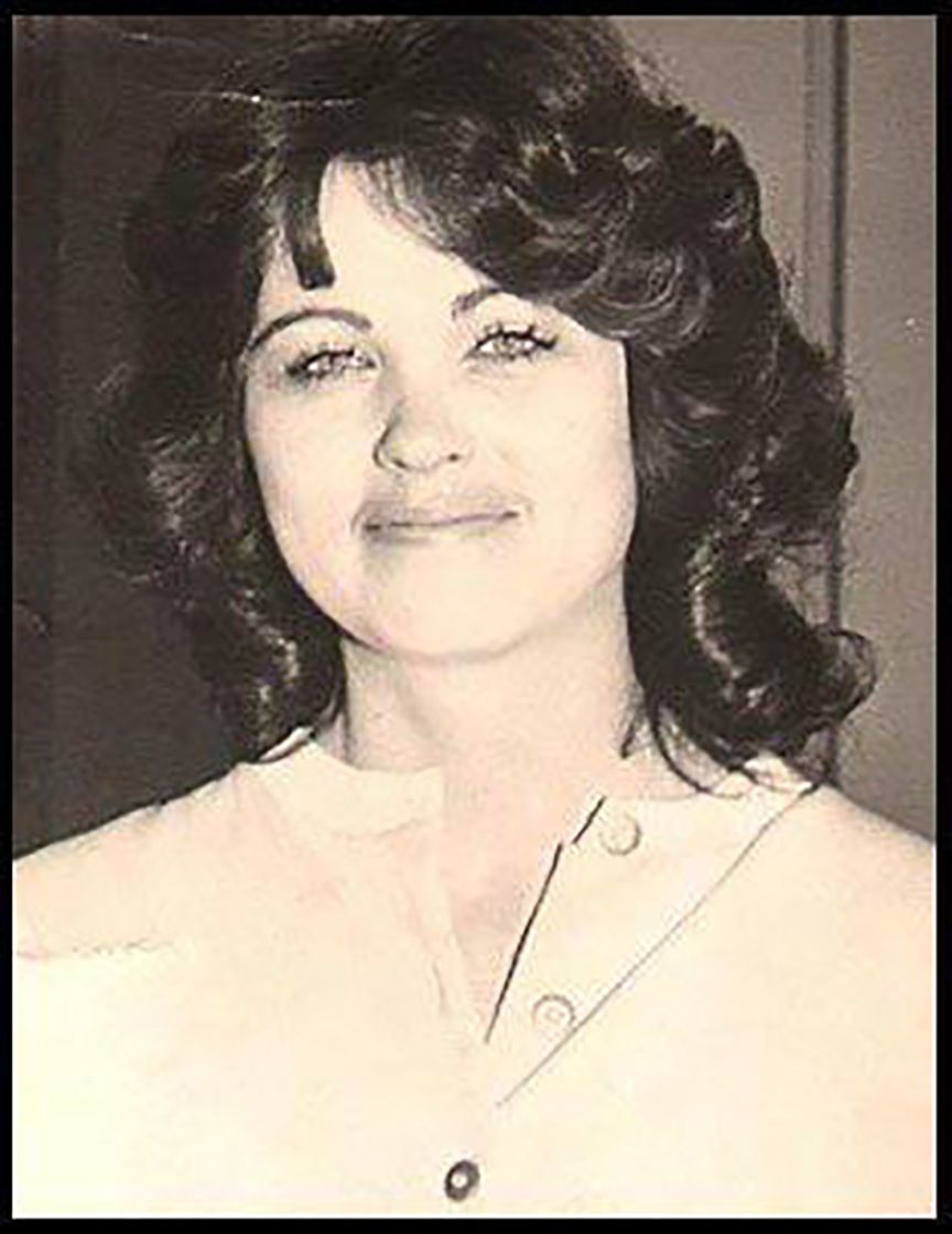 lmonahan's tweet photo. JUST IN: The OSBI is offering $10k reward for information in the unsolved murder of Mary Morgan Pewitt. Today marks 33 years since Pewitt was brutally murdered in her home in Comanche, OK. Contact: tips@osbi.ok.gov. @OSBI_OK @OSBI_Director @NEWS9 https://t.co/SsMWP5PtlX
