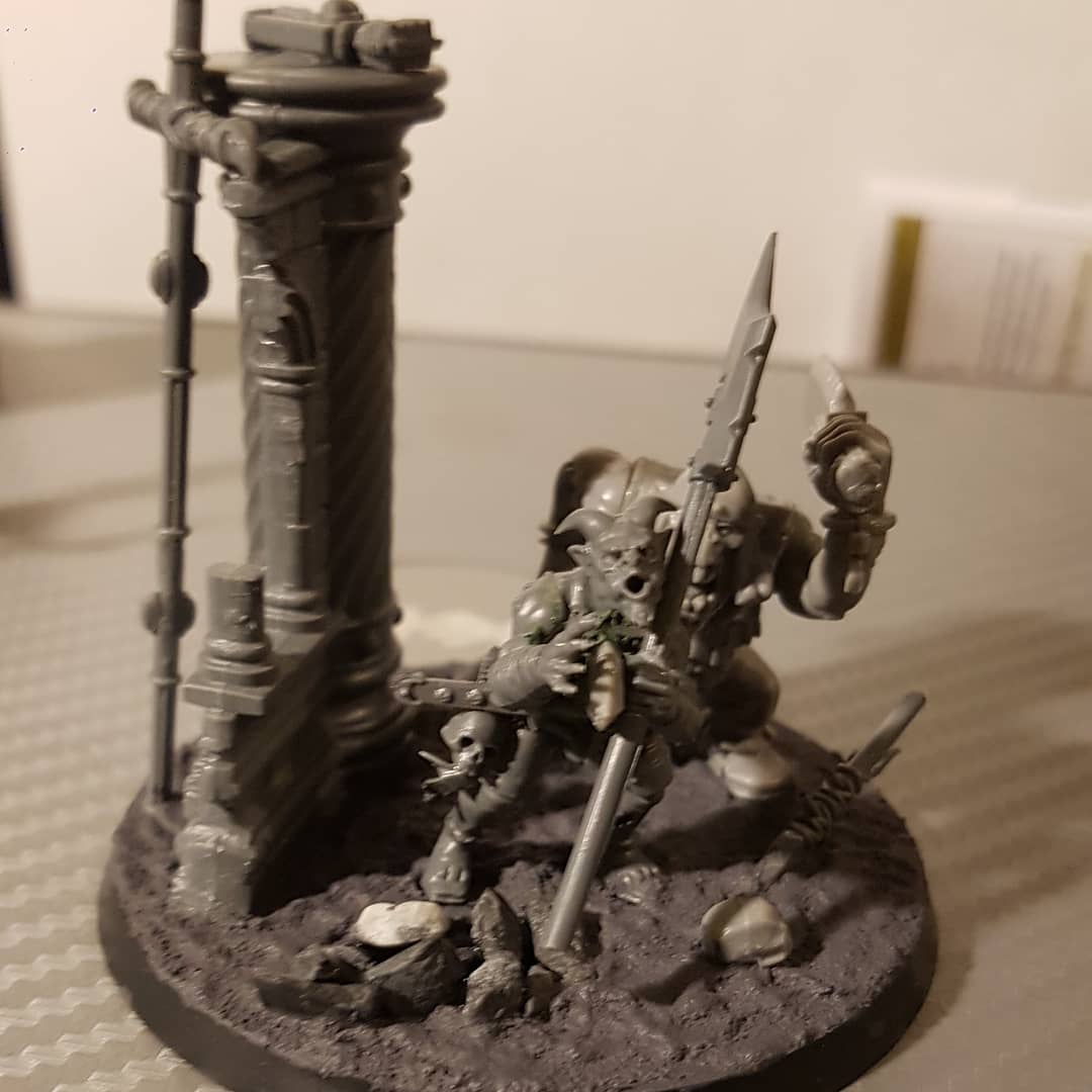 jam_jar34's tweet photo. Warboss Tae Summer Time Painting Challenge 2021. 
Convertion done. Painting underway. 
#paintingwarhammer
#ageofsigmar 
#warcom 
#WarhammerCommunity 
#Jamjar34 https://t.co/vFPNK7zMOG