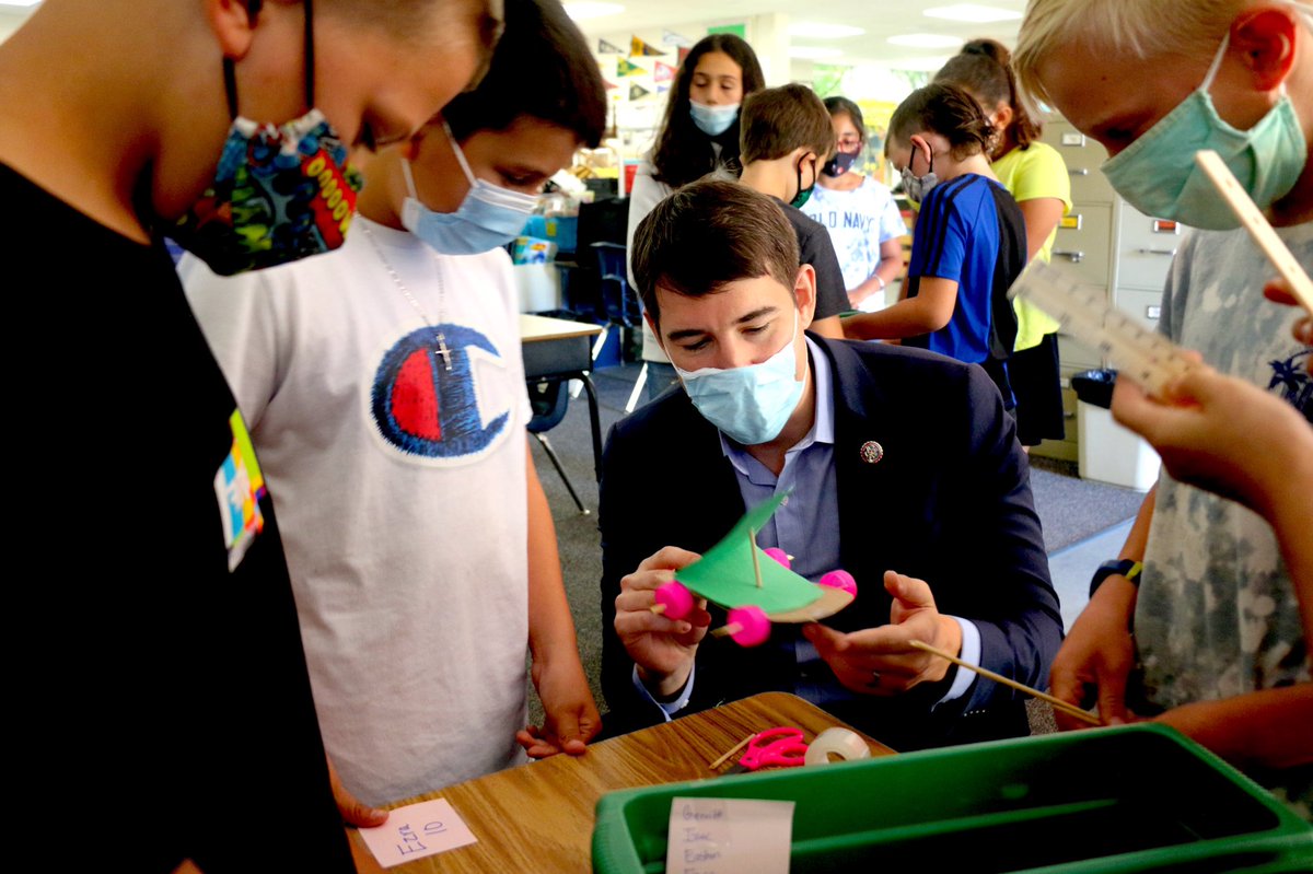 RepJoshHarder's tweet image. I loved hearing about how Julien Elementary School is using COVID relief funding for their summer program. (And of course the nerd in me had to jump in and help with the rocket ship project.)