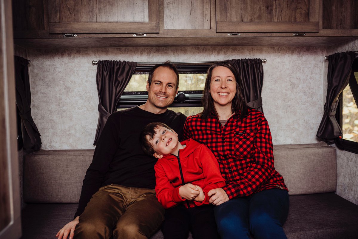 thewalleye's tweet photo. Meet Emily Kerton—a passionate, life-long camper who gave us the lowdown on her family’s compact ultra-light mini trailer. More in the story by Kat Lyzun on p. 14 of our June issue, https://t.co/JQtHBhNDCo
#tbay #thunderbay #camping #minitrailer #getoutside https://t.co/lTEy9iVn7b