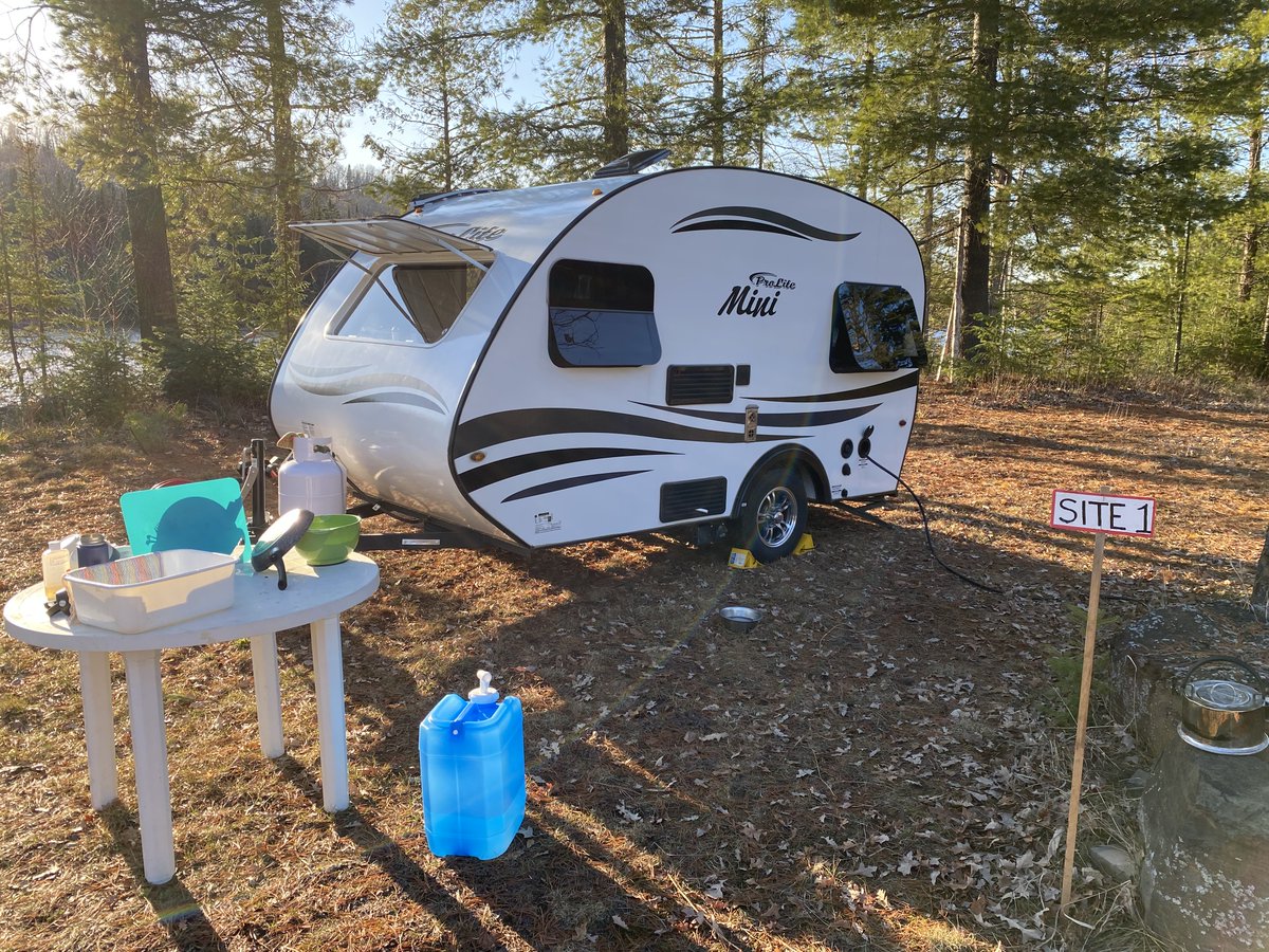 thewalleye's tweet photo. Meet Emily Kerton—a passionate, life-long camper who gave us the lowdown on her family’s compact ultra-light mini trailer. More in the story by Kat Lyzun on p. 14 of our June issue, https://t.co/JQtHBhNDCo
#tbay #thunderbay #camping #minitrailer #getoutside https://t.co/lTEy9iVn7b