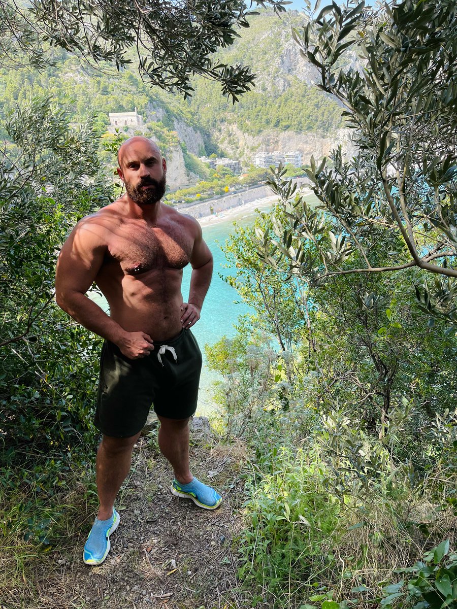 mrcaccamo 93k on Twitter: "What a view 😍 https://t.co/gYF9Ycew6e…